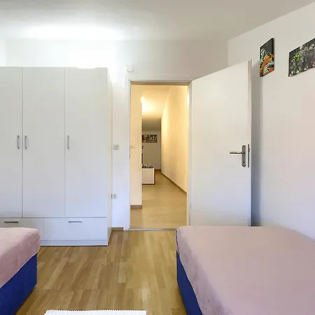 Homestay Pula * 普拉