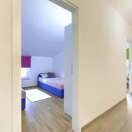 Homestay Pula Lägenhet