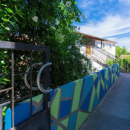 Homestay Pula * Pula