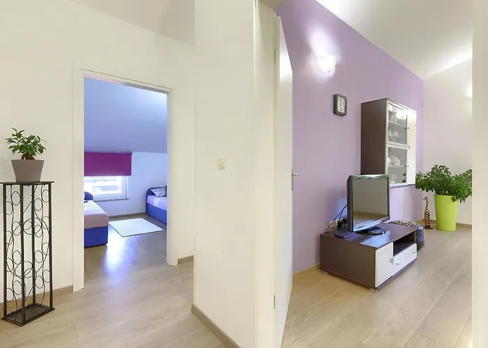 Homestay Pula Пула