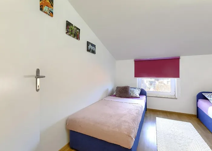 Homestay Pula Апартаменти *