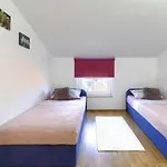 Homestay Pula Apartment Pula