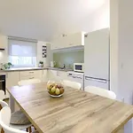 Apartment Homestay Pula Pula