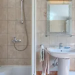 Apartment Homestay Pula *