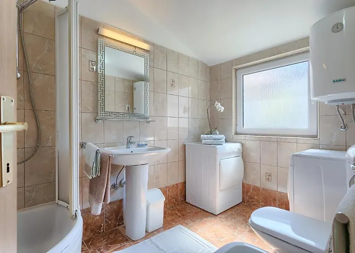 Apartment Homestay Pula